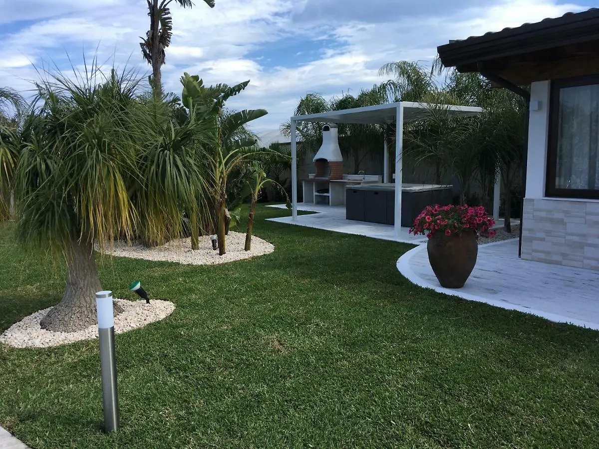 Villa Sicilia Calatabiano Italy